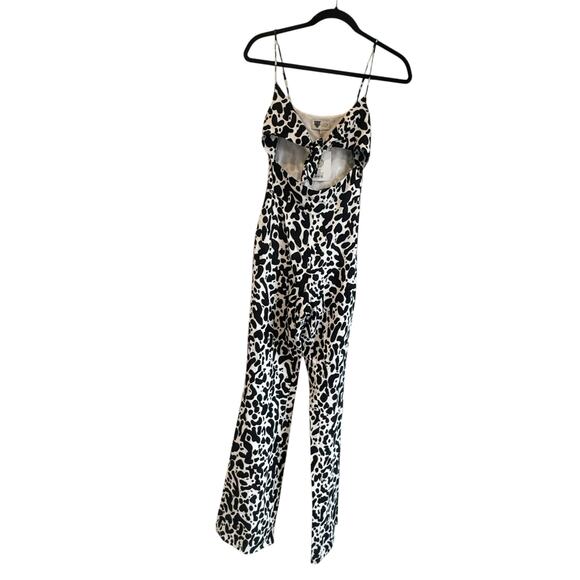 LITA by Ciara Tie Front Cheetah Print Jumpsuit Black White Size XXS NWT - Picture 4 of 11